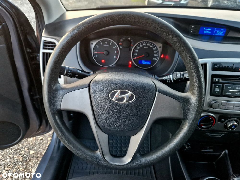 Hyundai i20 - 11