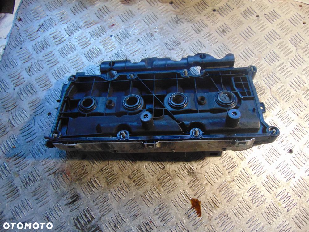 Pokrywa zaworów Audi a4 b9 2,0 TDI 05l103469E - 2