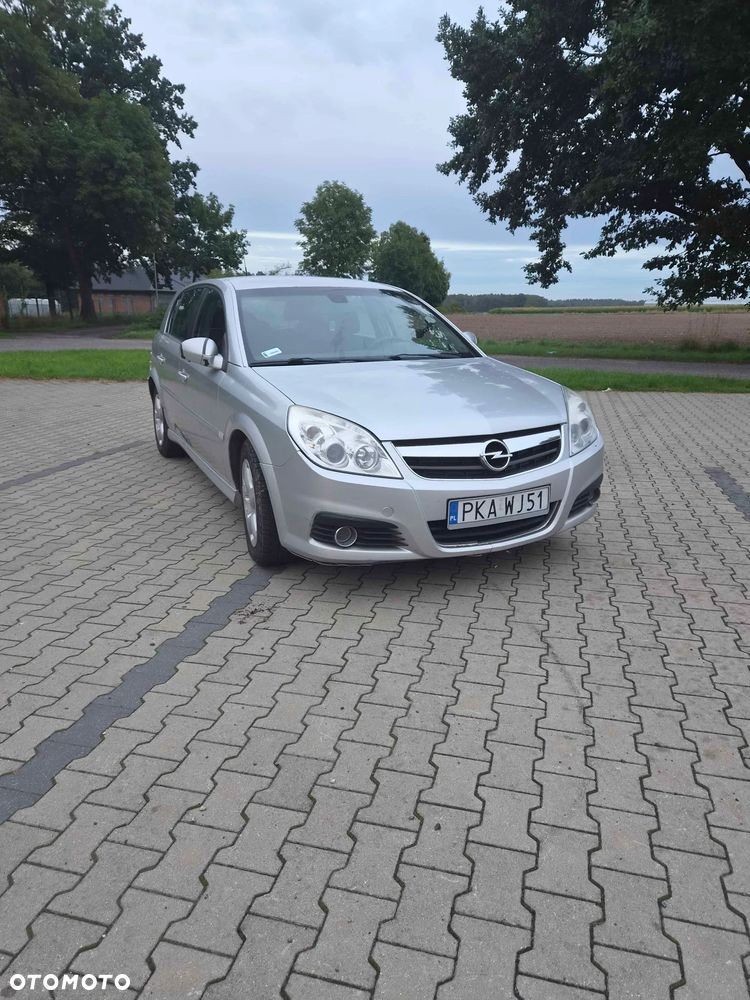 Opel Signum 1.9 CDTI Cosmo - 1