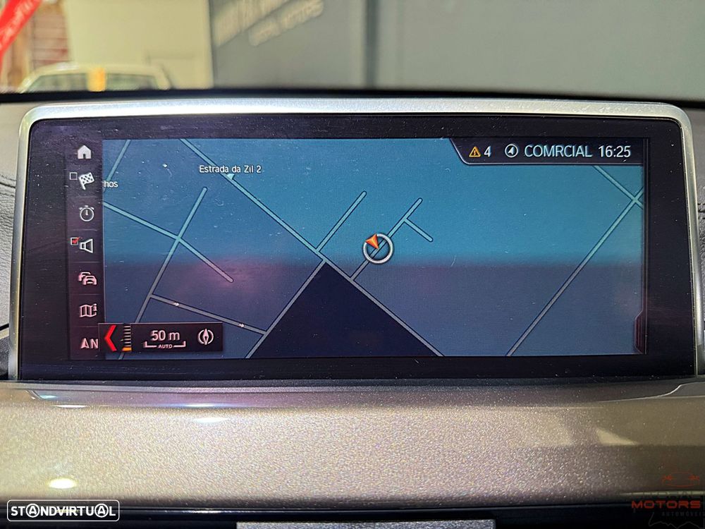 BMW X1 sDrive18i Aut. xLine - 32