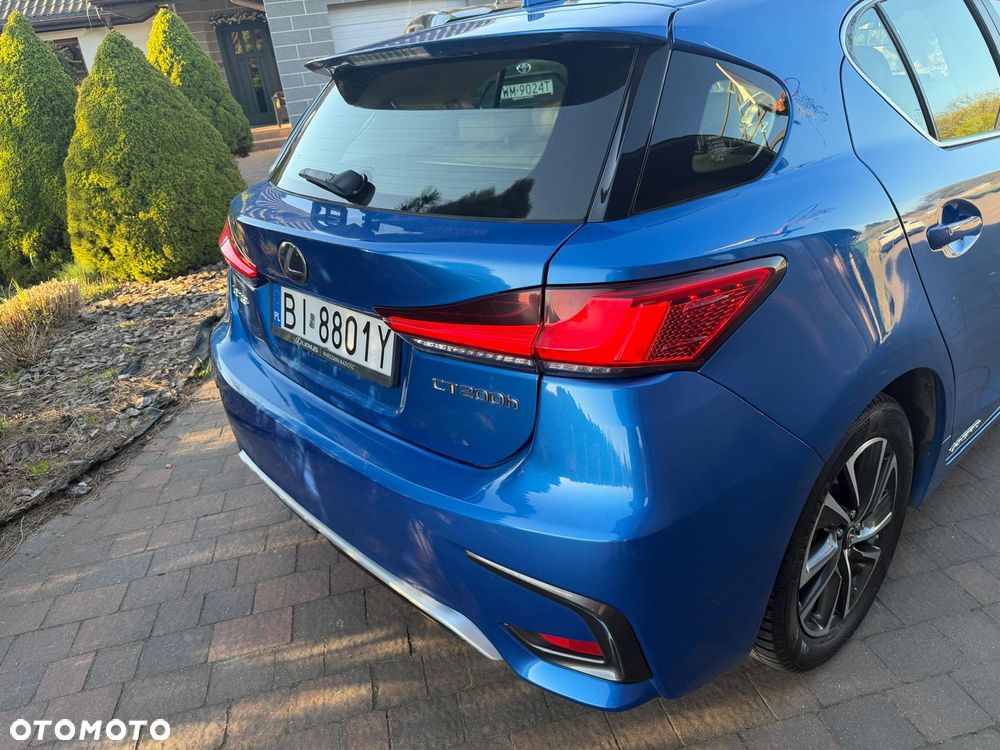 Lexus CT 200h Elegance EU6 - 17