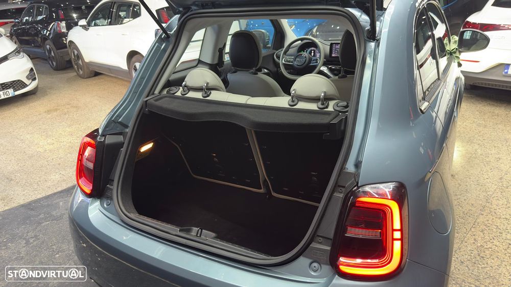 Fiat 500e 3 + 1 La Prima - 48