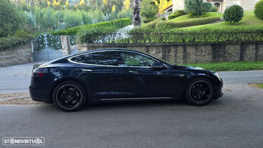 Tesla Model S 85 Perfomance - 10