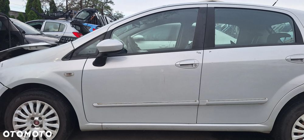 Fiat Grande Punto Evo Drzwi Przód Przednie Lewe Kod Lakieru 760A