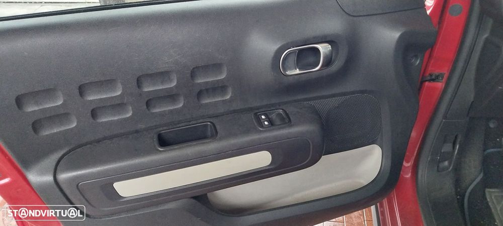 Citroën C3 1.2 PureTech Feel - 4