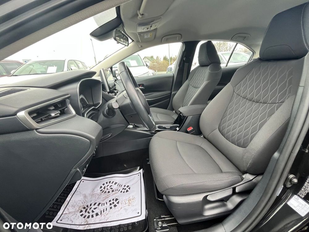 Toyota Corolla 1.8 Hybrid Comfort - 29