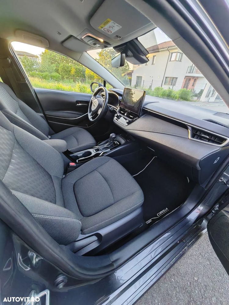 Toyota Corolla - 21