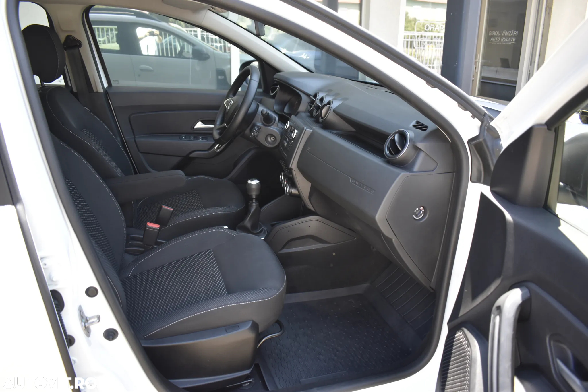 Dacia Duster 1.5 Blue dCi 4WD Comfort - 33