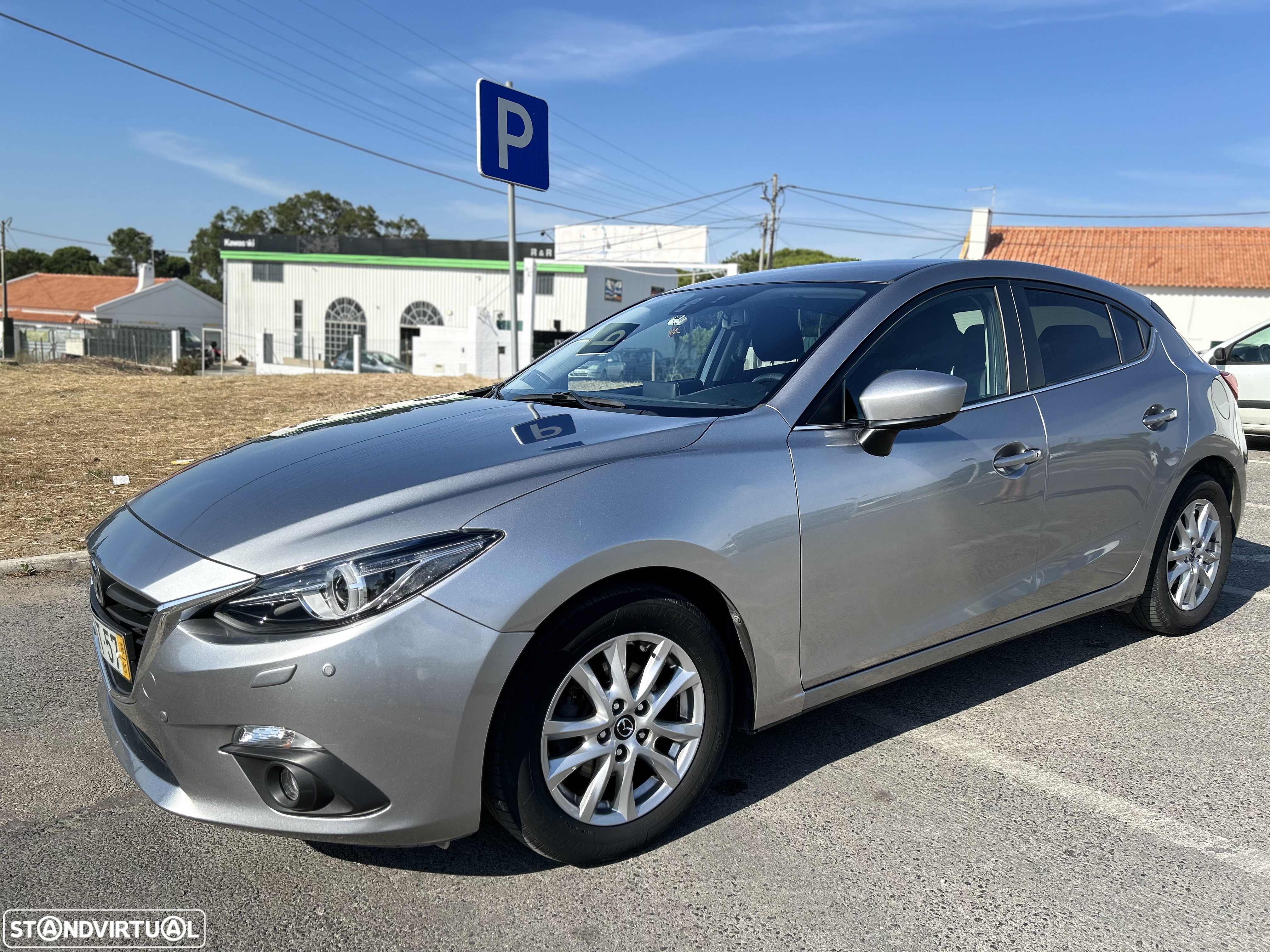 Mazda 3 1.5 Sky-G Evolve HS Navi - 23