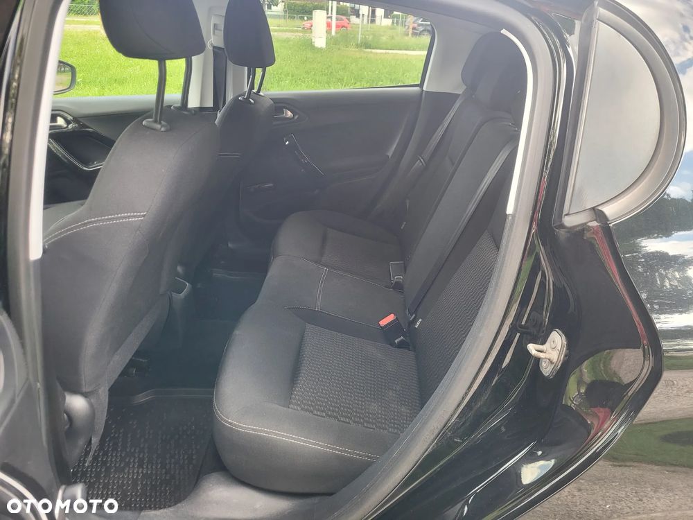 Peugeot 208 Blue-HDi 100 Stop&Start Active - 28