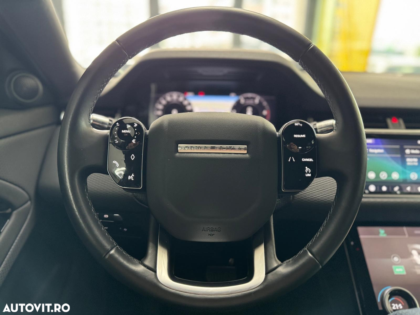 Land Rover Range Rover Evoque 2.0 D150 R-Dynamic - 3