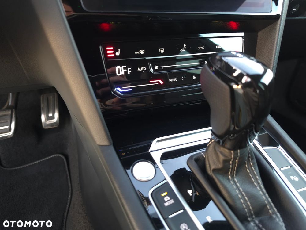 Volkswagen Arteon 2.0 TSI R-Line DSG - 19