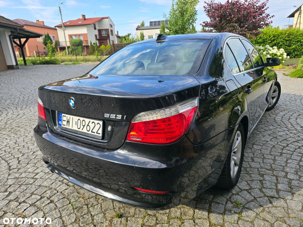 BMW Seria 5 523i - 21