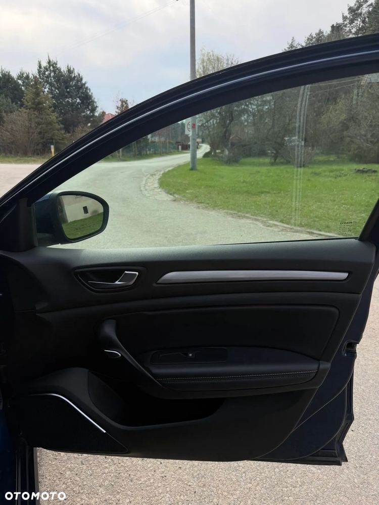 Renault Megane 1.6 dCi GT Line EDC - 22