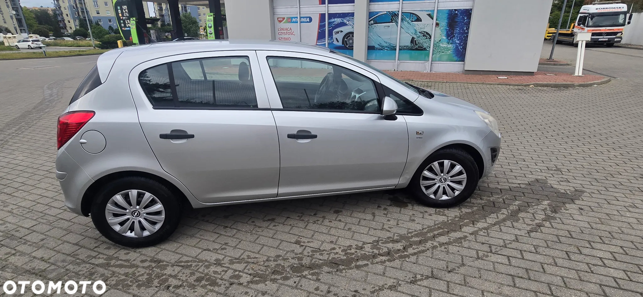 Opel Corsa 1.2 16V Essentia - 4