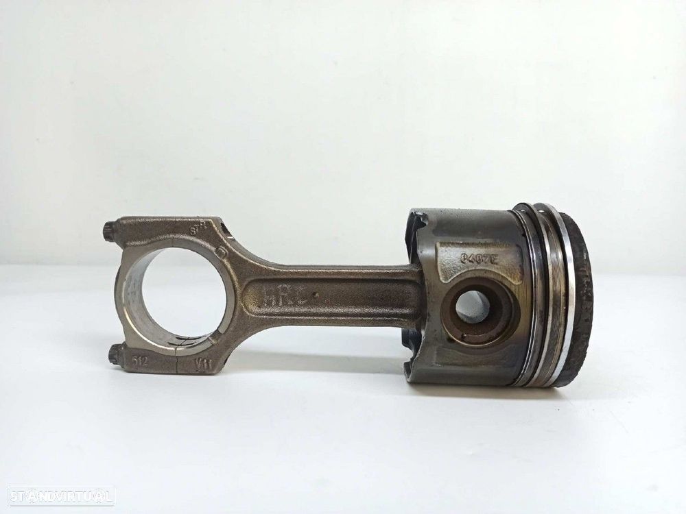 BIELA BMW X3 (E83) 2.0D - 4