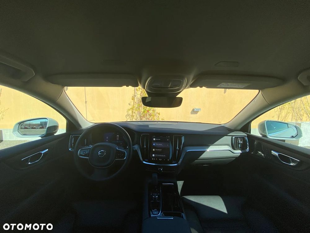 Volvo V60 T6 Plug-in Hybrid AWD Plus Bright - 21