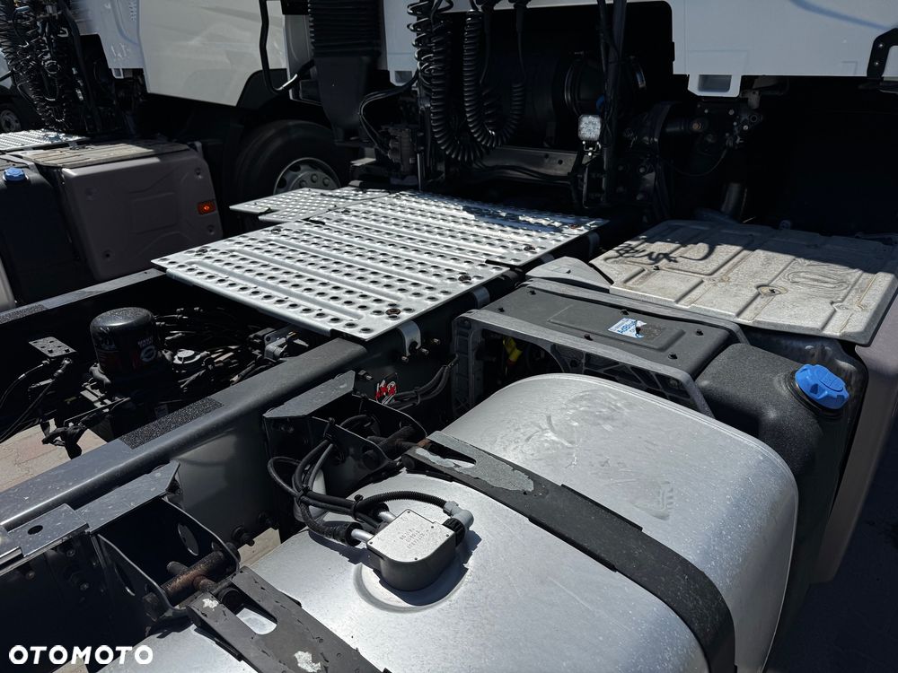 Renault T480 retarder - 8