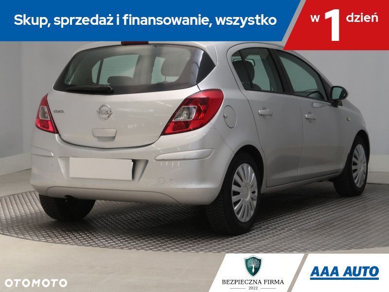 Opel Corsa - 7