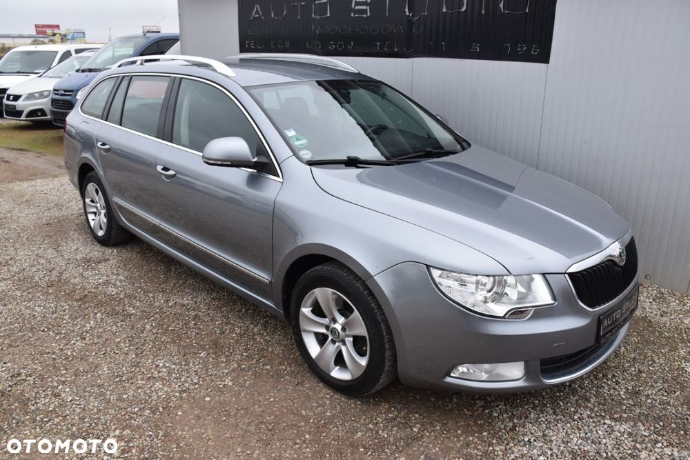 Skoda Superb 2.0 TDI DSG Ambition - 30