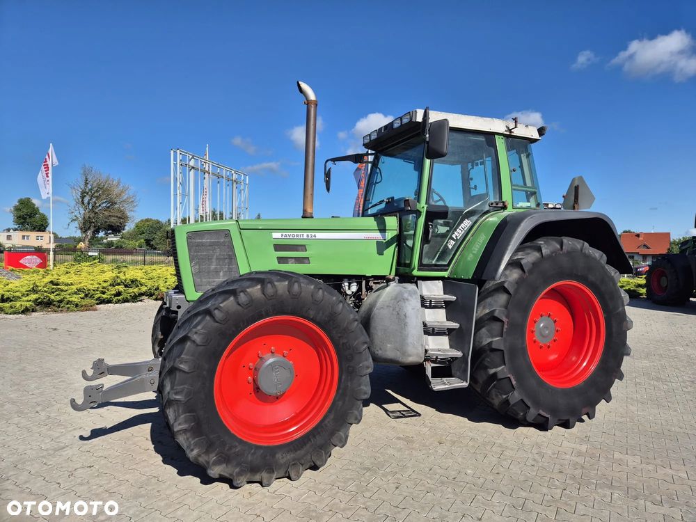 Fendt Favorit 824 - 2
