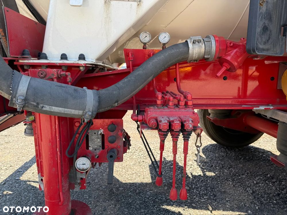 Feldbinder KIP 60.3 NACZEPA SILOS CYSTERNA - 10