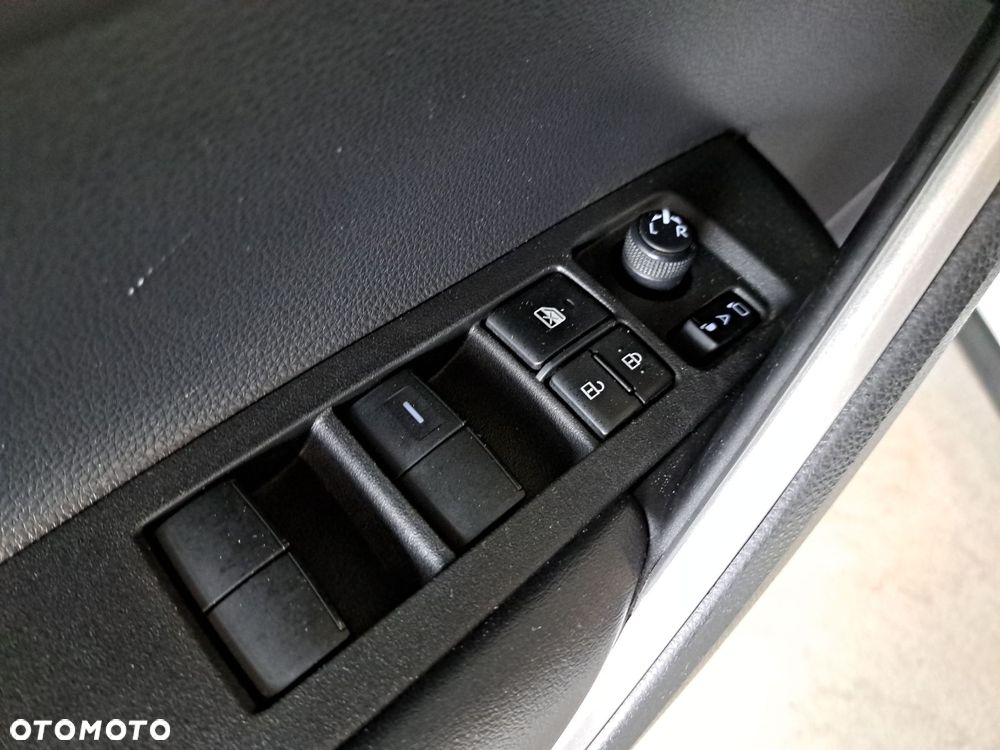 Toyota Corolla Cross 2.0 Hybrid Comfort - 34