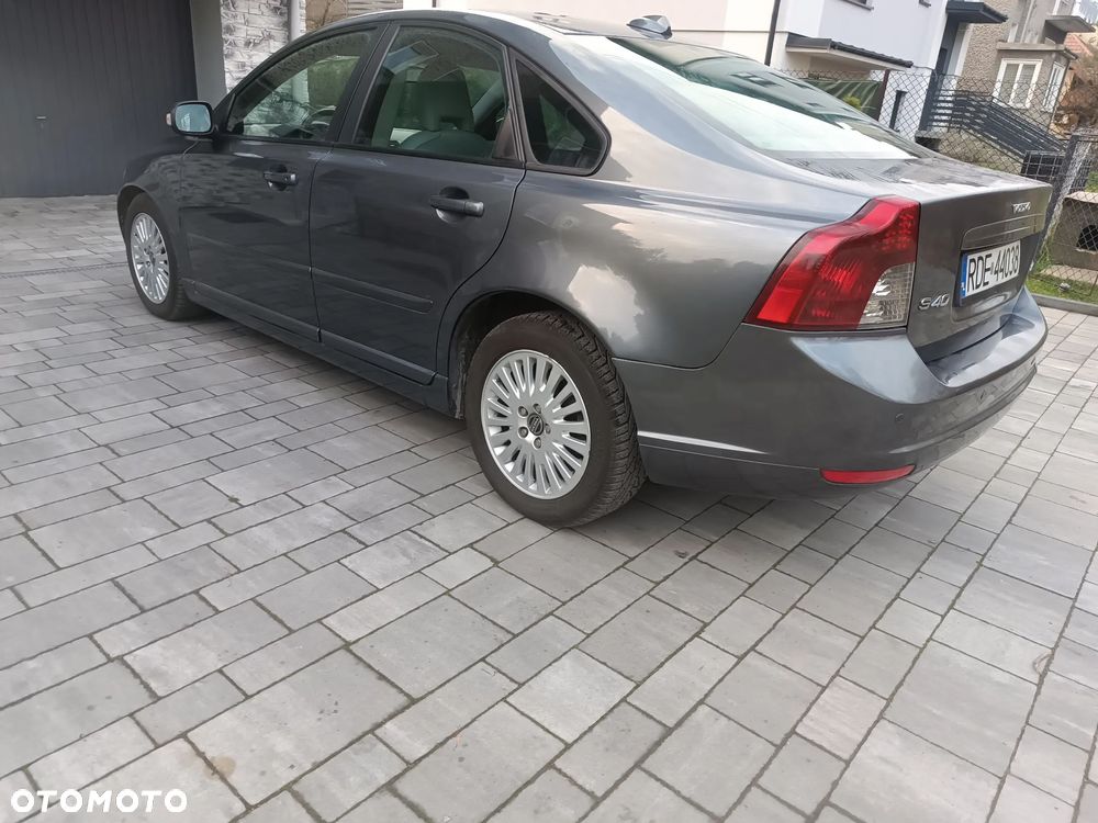 Volvo S40 2.0D DPF Powershift Momentum - 4