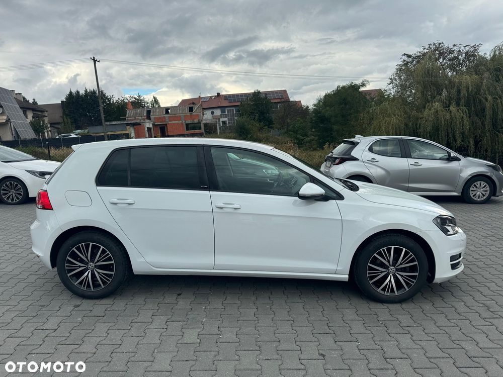 Volkswagen Golf 1.2 TSI BMT Start - 4