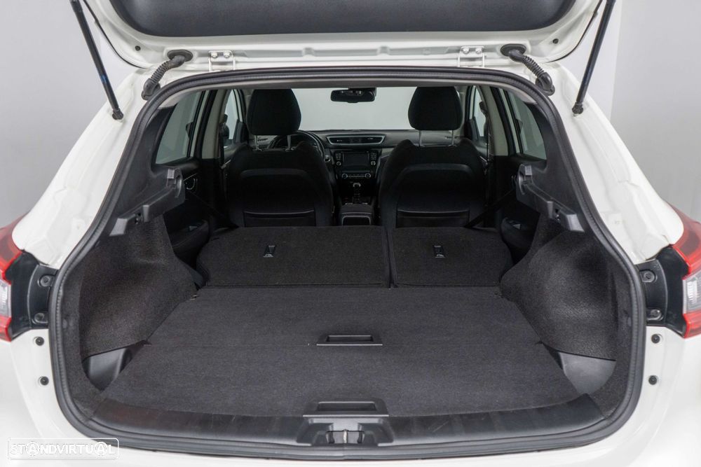 Nissan Qashqai 1.5 dCi 360 - 16