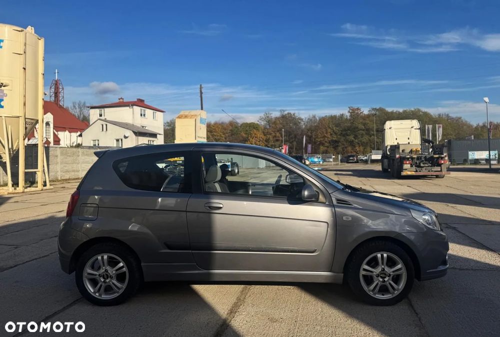 Chevrolet Aveo - 23