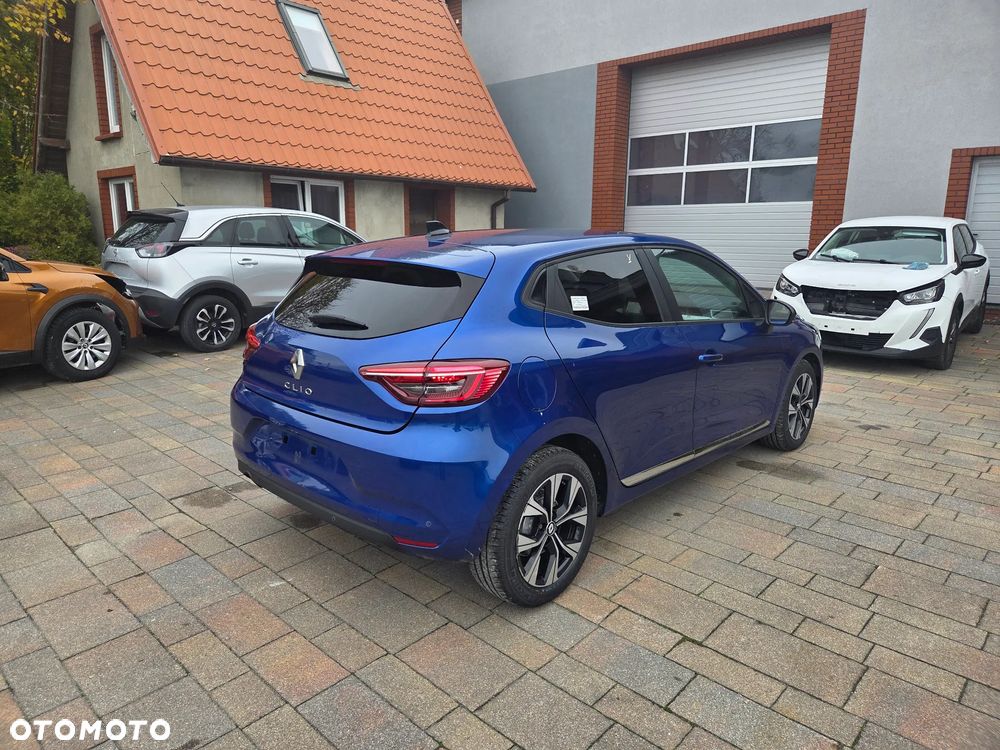 Renault Clio BLUE dCi 100 INTENS - 4