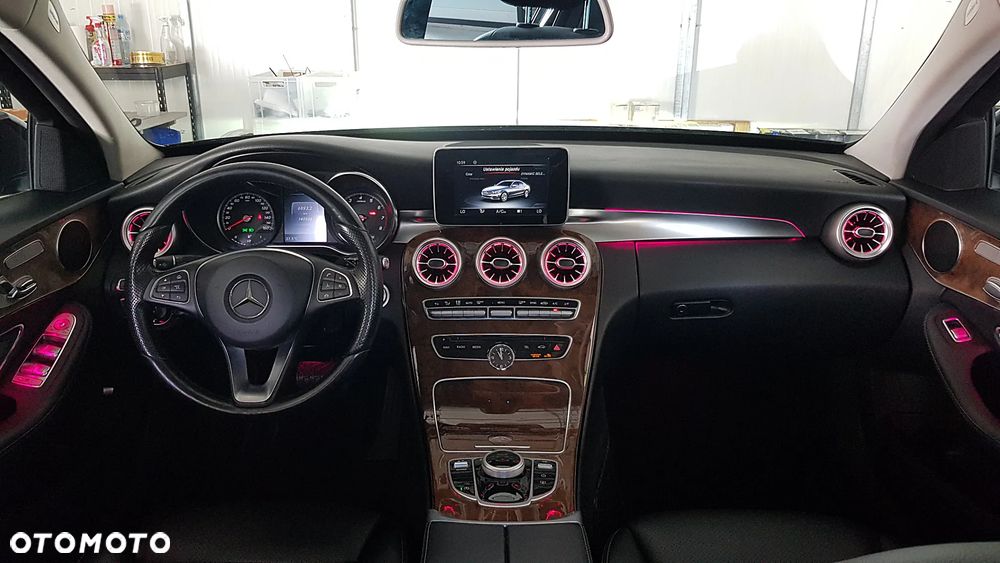 Mercedes-Benz Klasa C 300 7G-TRONIC Avantgarde - 15