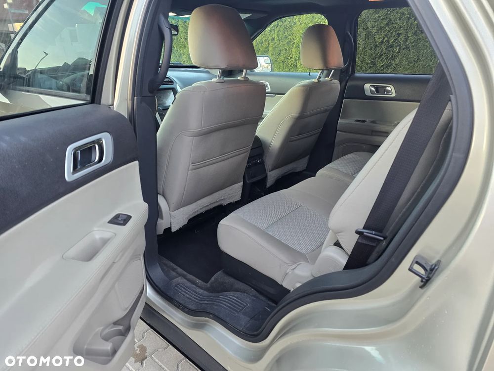 Ford Explorer - 9