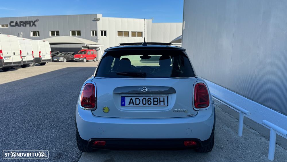 MINI 3 Portas Cooper SE - 14