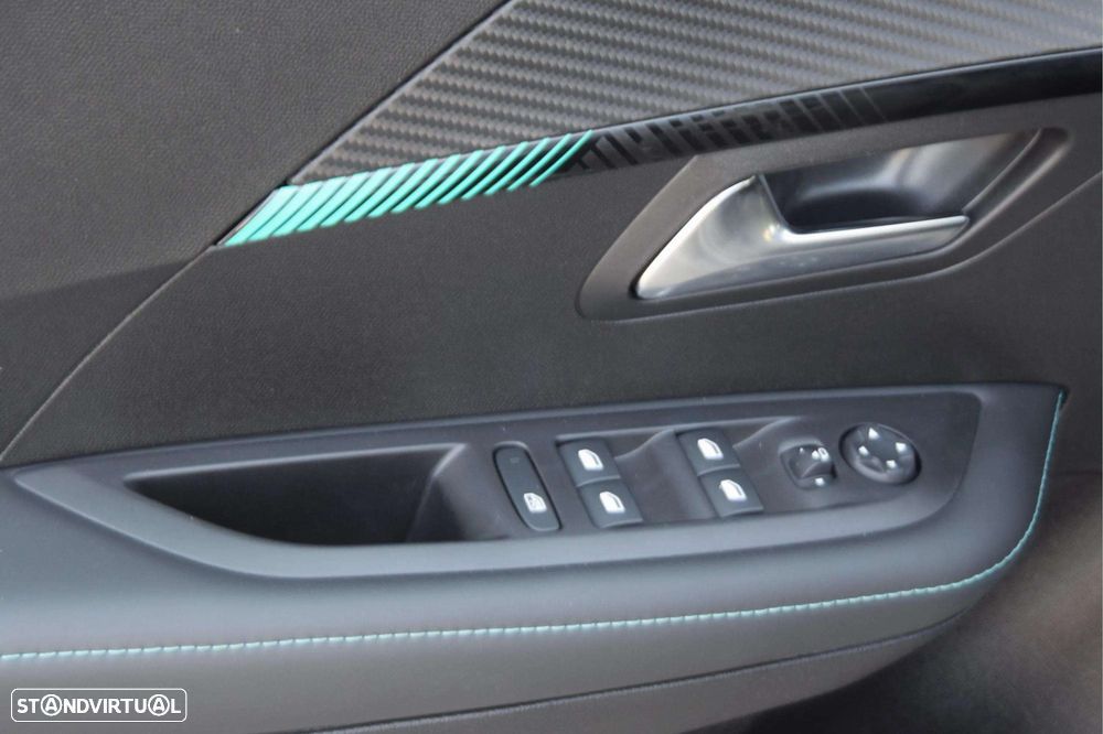 Peugeot 208 1.2 PureTech Allure Pack - 23