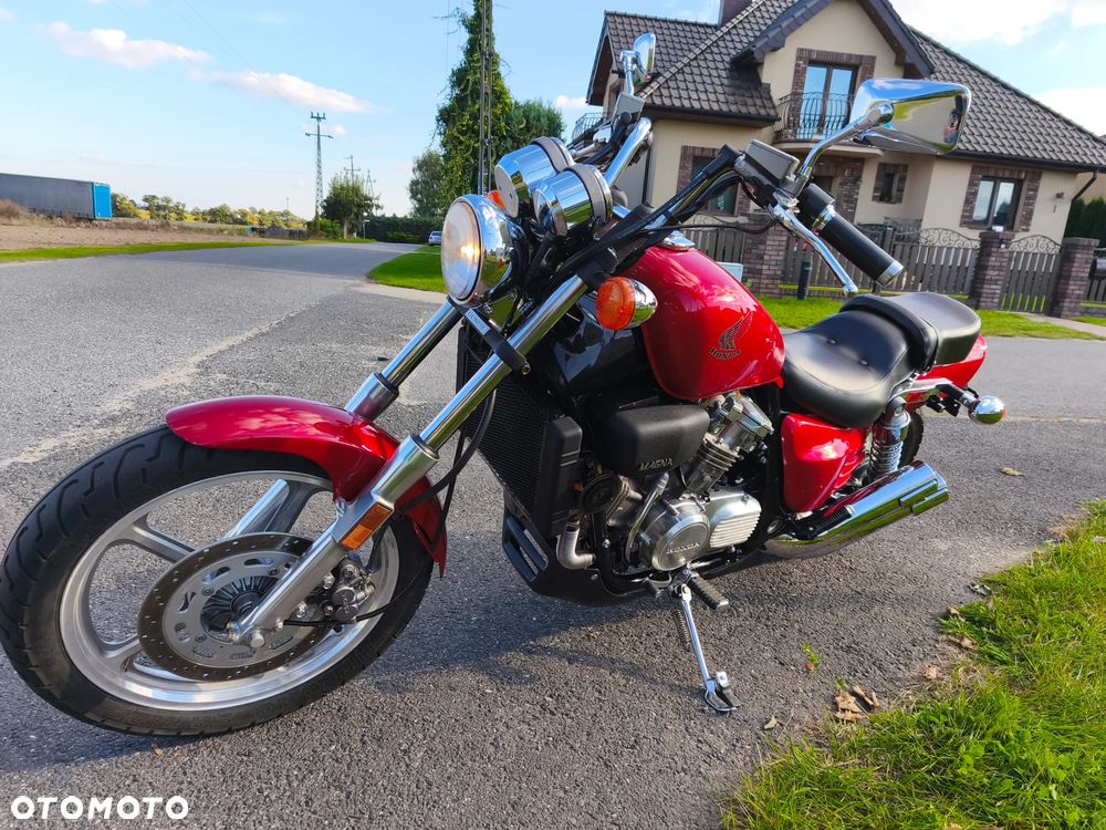 Honda VF - 7