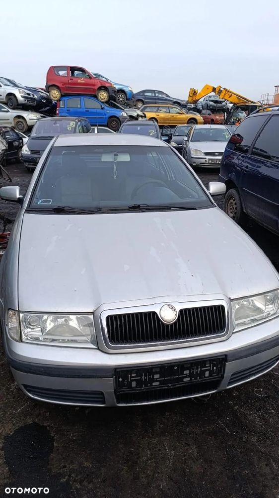 35953 Skoda octavia I lift model od 00-10 silnik 1.9 TDI ALH 90 km skrzynia EGR lakier LF7T - 2