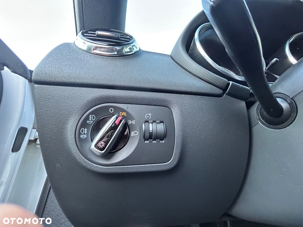 Audi TT Coupé 1.8 TFSI Progressive - 12