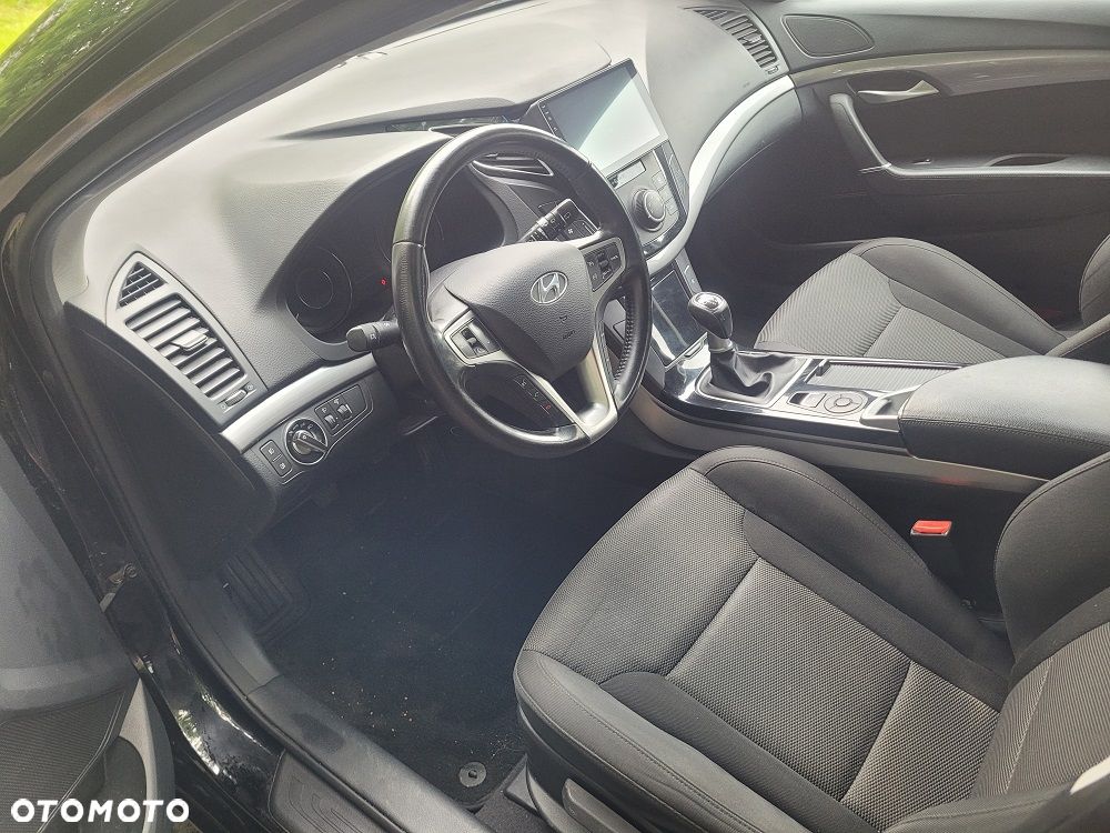 Hyundai i40 i40cw 1.6 Fifa World Cup Edition - 7