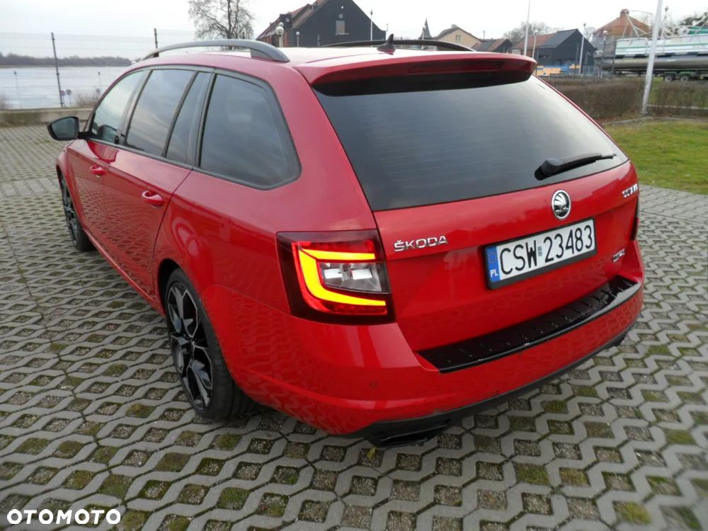 Skoda Octavia 2.0 TSI RS 245 DSG - 7