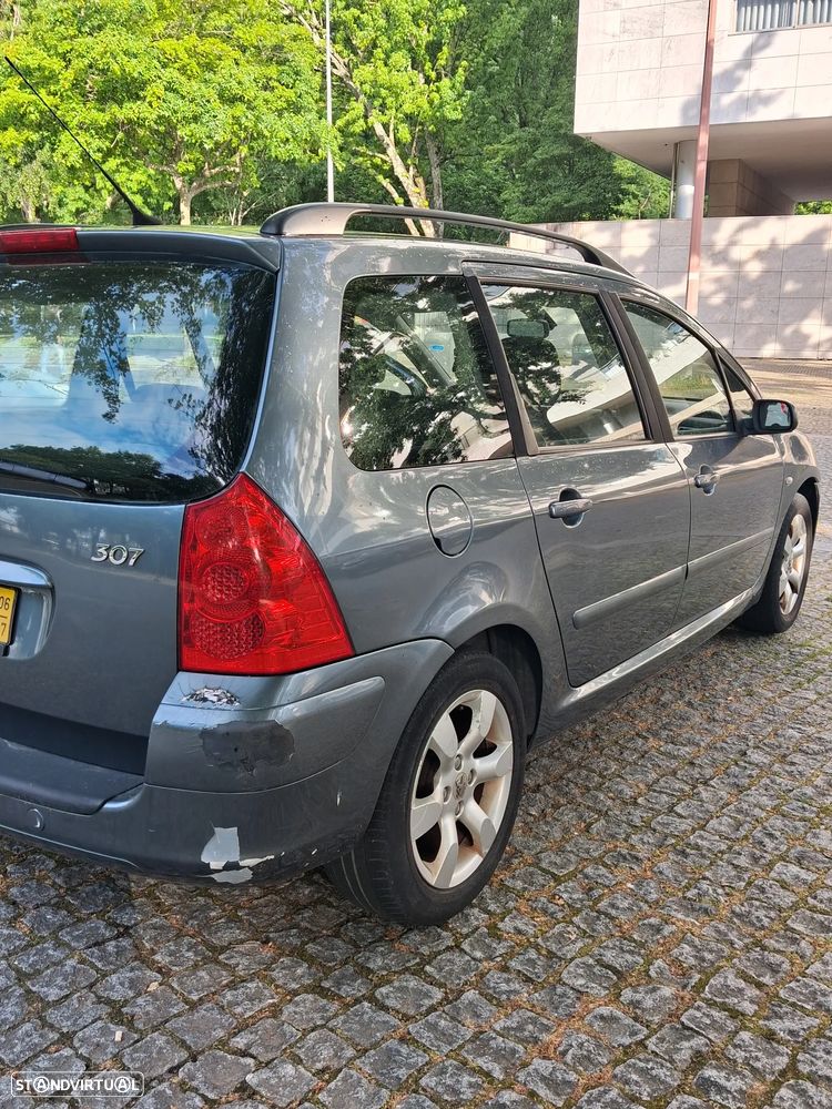 Peugeot 307 Break 1.4 16V Executive - 4