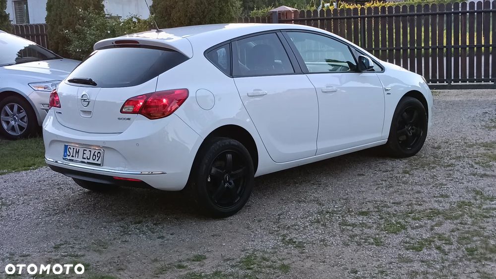 Opel Astra 1.4 T Edition 150 - 29