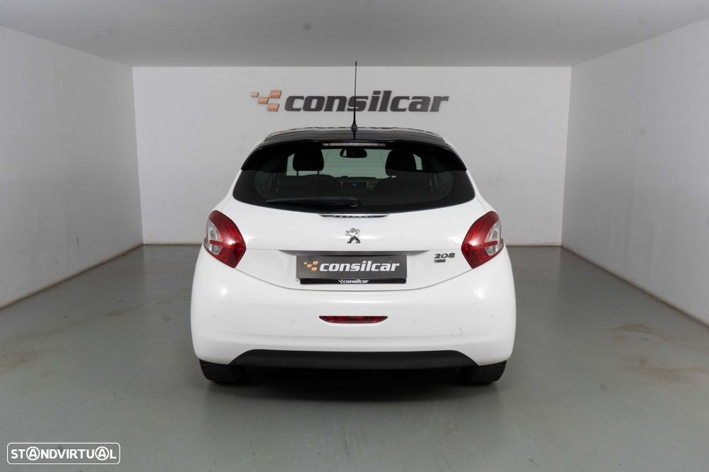 Peugeot 208 1.6 e-HDi SE Style - 6