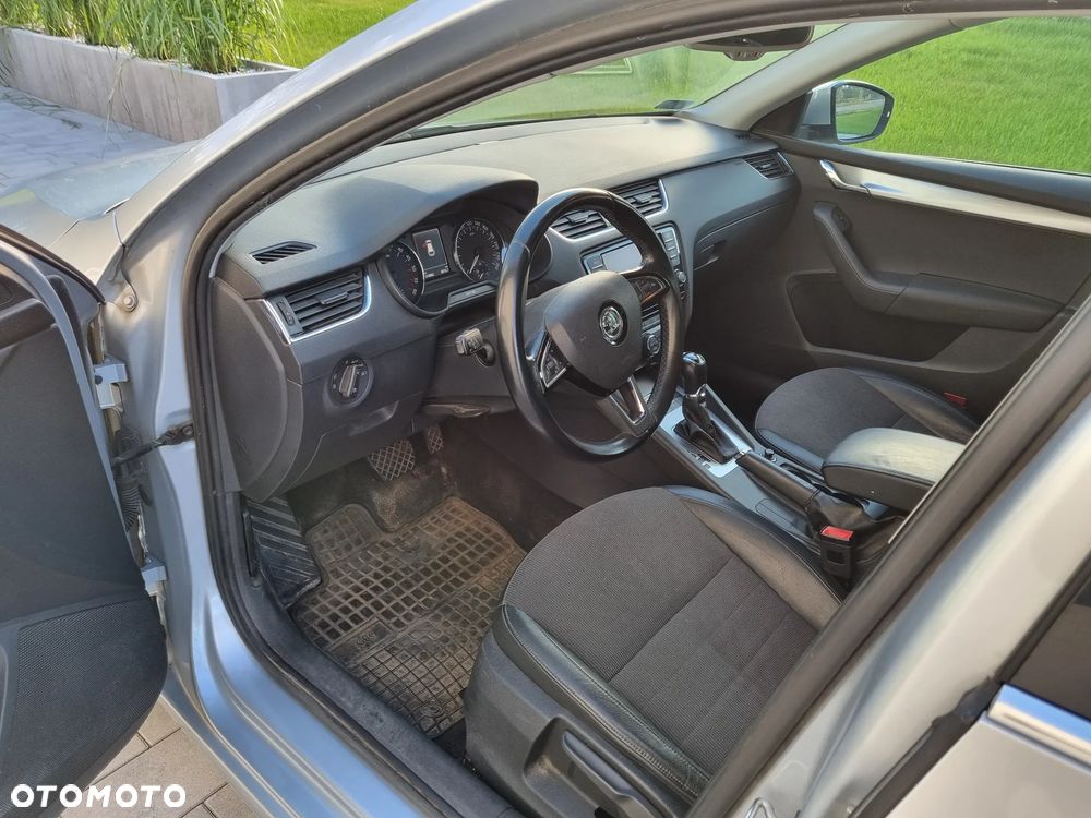 Skoda Octavia 2.0 TDI Elegance DSG - 13