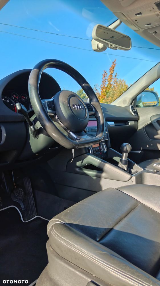 Audi A3 Sportback - 15