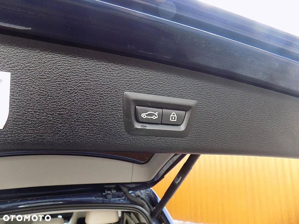 BMW X3 xDrive30d Advantage - 23