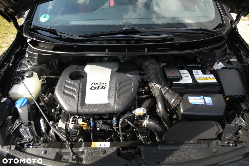 Hyundai i30 1.6 T GDI Turbo - 32