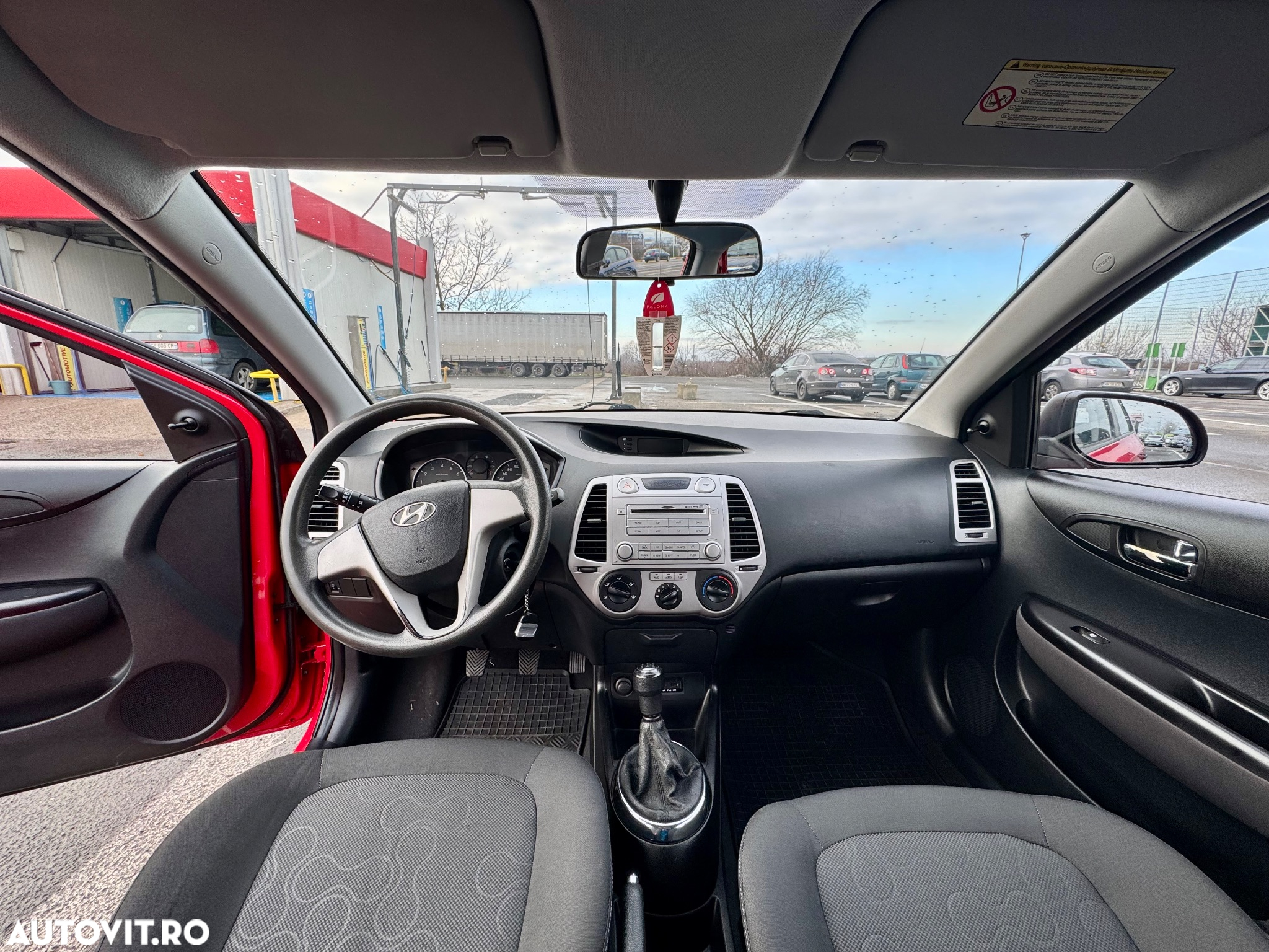 Hyundai i20 - 12