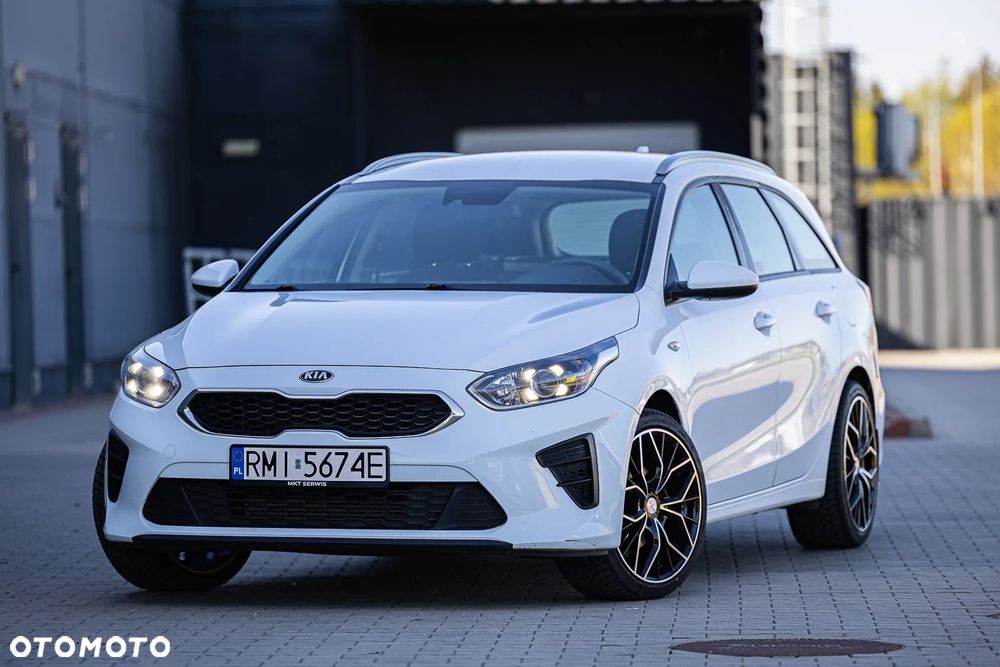 Kia Ceed 1.6 CRDi SCR GT-Line - 3